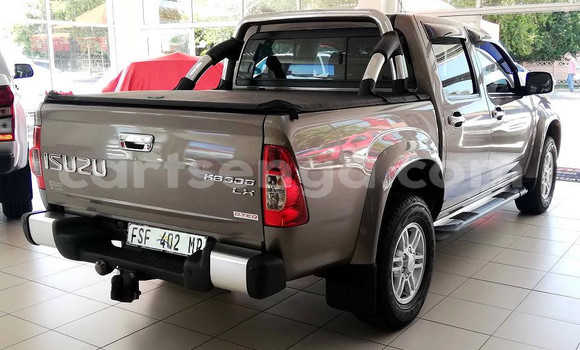 Nunua Ilio tumika Isuzu KB Other Gari ndani ya Big Bend nchini Lubombo Nunua Ilio tumika Isuzu KB Other Gari ndani ya Big Bend nchini Lubombo