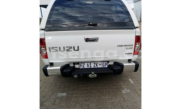 Nunua Ilio tumika Isuzu KB White Gari ndani ya Big Bend nchini Wilaya ya Lubombo Nunua Ilio tumika Isuzu KB White Gari ndani ya Big Bend nchini Wilaya ya Lubombo