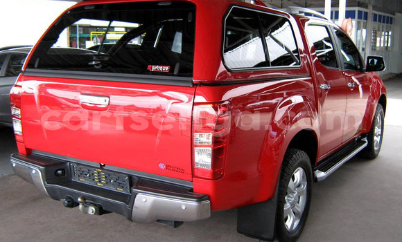Acheter Occasion Voiture Isuzu KB Rouge à Big Bend, Lubombo District Acheter Occasion Voiture Isuzu KB Rouge à Big Bend, Lubombo District