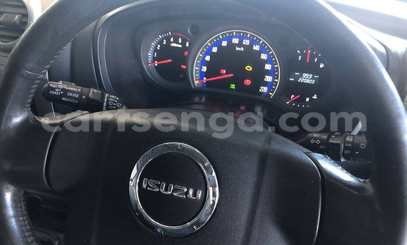 Acheter Occasion Voiture Isuzu KB Rouge à Big Bend, Lubombo District Acheter Occasion Voiture Isuzu KB Rouge à Big Bend, Lubombo District