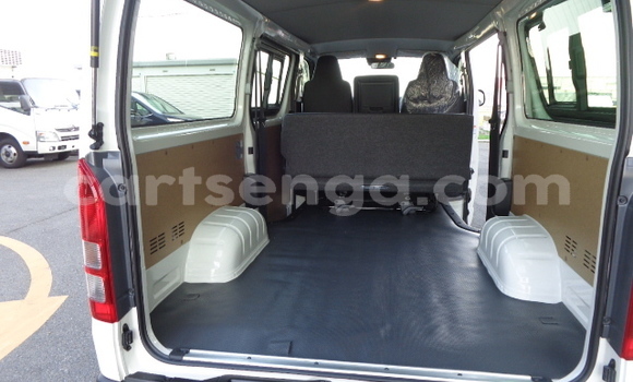 Acheter Occasion Voiture Toyota Hiace Blanc à Big Bend, Lubombo District Acheter Occasion Voiture Toyota Hiace Blanc à Big Bend, Lubombo District