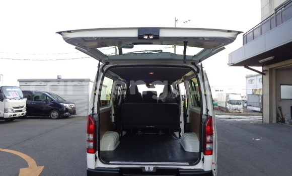 Acheter Occasion Voiture Toyota Hiace Blanc à Big Bend, Lubombo District Acheter Occasion Voiture Toyota Hiace Blanc à Big Bend, Lubombo District