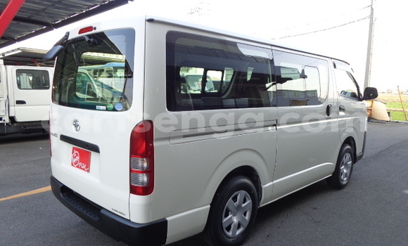 Acheter Occasion Voiture Toyota Hiace Blanc à Big Bend, Lubombo District Acheter Occasion Voiture Toyota Hiace Blanc à Big Bend, Lubombo District
