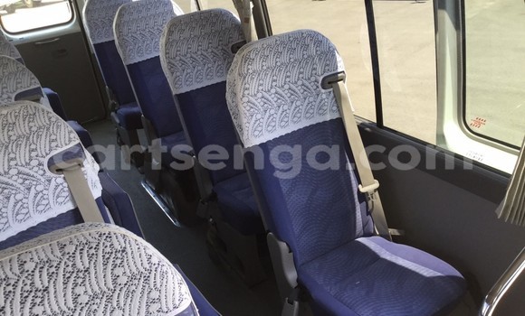 Acheter Occasion Voiture Toyota Coaster Blanc à Big Bend, Lubombo District Acheter Occasion Voiture Toyota Coaster Blanc à Big Bend, Lubombo District