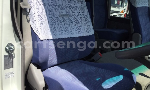 Acheter Occasion Voiture Toyota Coaster Blanc à Big Bend, Lubombo District Acheter Occasion Voiture Toyota Coaster Blanc à Big Bend, Lubombo District