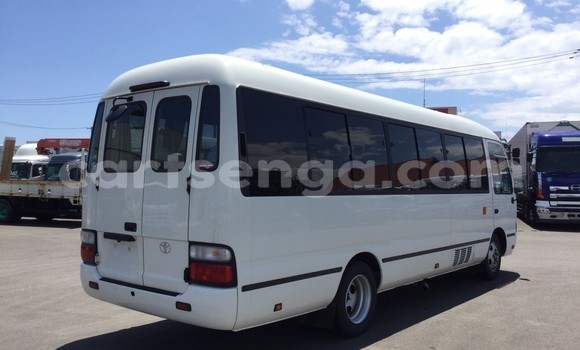Acheter Occasion Voiture Toyota Coaster Blanc à Big Bend, Lubombo District Acheter Occasion Voiture Toyota Coaster Blanc à Big Bend, Lubombo District