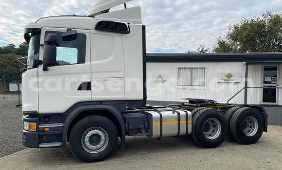 Nunua Ilio tumika Scania R420 White Lori ndani ya Mbabane nchini Manzini Nunua Ilio tumika Scania R420 White Lori ndani ya Mbabane nchini Manzini