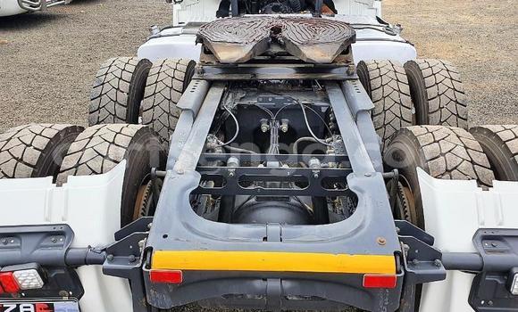 Nunua Ilio tumika Scania R420 White Lori ndani ya Manzini nchini Manzini Nunua Ilio tumika Scania R420 White Lori ndani ya Manzini nchini Manzini