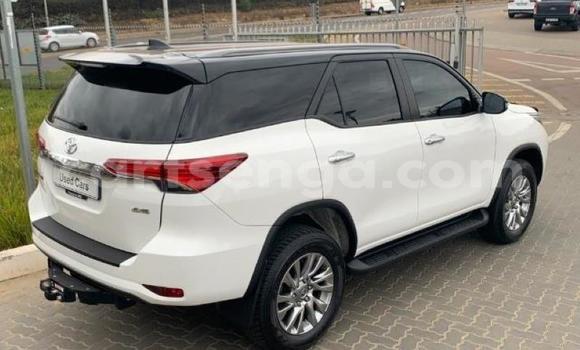 Buy Used Toyota Fortuner White Car in Manzini in Manzini Buy Used Toyota Fortuner White Car in Manzini in Manzini
