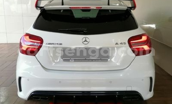 Acheter Occasion Voiture Mercedes‒Benz A-klasse AMG Blanc à Ezulwini, Hhohho Acheter Occasion Voiture Mercedes‒Benz A-klasse AMG Blanc à Ezulwini, Hhohho