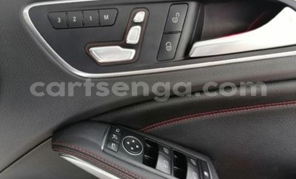 Acheter Occasion Voiture Mercedes‒Benz A-klasse AMG Blanc à Ezulwini, Hhohho Acheter Occasion Voiture Mercedes‒Benz A-klasse AMG Blanc à Ezulwini, Hhohho