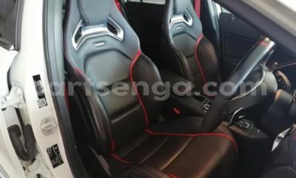 Acheter Occasion Voiture Mercedes‒Benz A-klasse AMG Blanc à Ezulwini, Hhohho Acheter Occasion Voiture Mercedes‒Benz A-klasse AMG Blanc à Ezulwini, Hhohho