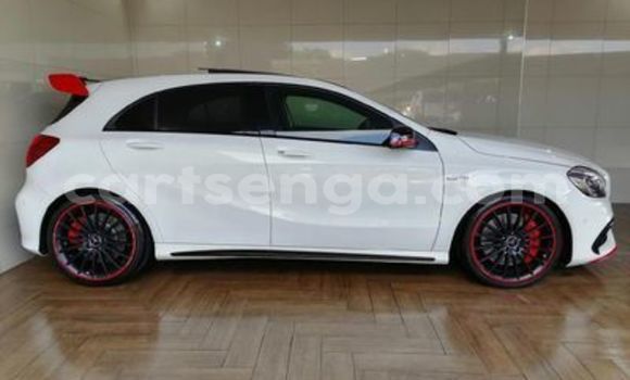 Acheter Occasion Voiture Mercedes‒Benz A-klasse AMG Blanc à Ezulwini, Hhohho Acheter Occasion Voiture Mercedes‒Benz A-klasse AMG Blanc à Ezulwini, Hhohho