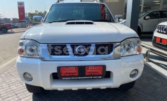Buy Used Nissan Hardbody White Car in Ezulwini in Hhohho Buy Used Nissan Hardbody White Car in Ezulwini in Hhohho