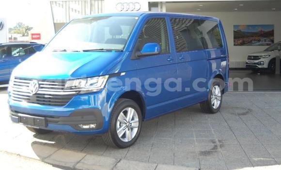 Nunua Ilio tumika Volkswagen Transporter Blue Gari ndani ya Manzini nchini Manzini