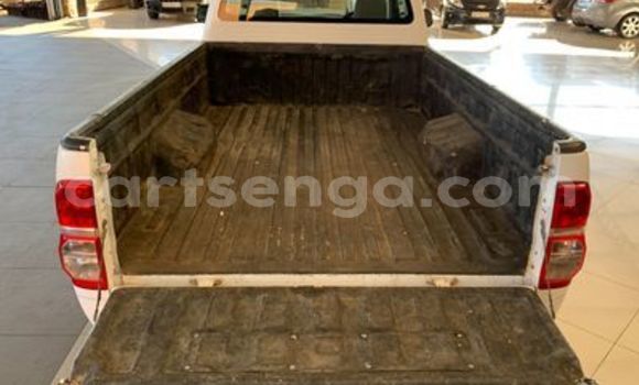 Acheter Occasion Voiture Toyota Hilux Blanc à Ezulwini, Hhohho Acheter Occasion Voiture Toyota Hilux Blanc à Ezulwini, Hhohho