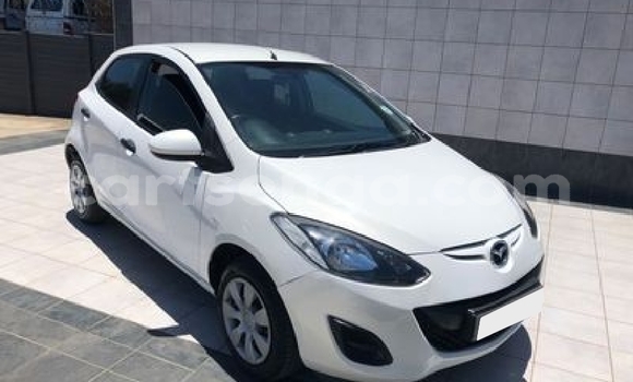 Acheter Occasion Voiture Mazda 2 Blanc à Ezulwini, Hhohho Acheter Occasion Voiture Mazda 2 Blanc à Ezulwini, Hhohho