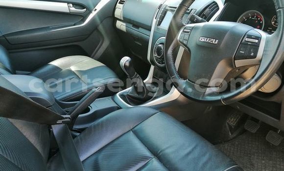 Acheter Occasion Voiture Isuzu KB Blanc à Bulembu, Hhohho Acheter Occasion Voiture Isuzu KB Blanc à Bulembu, Hhohho