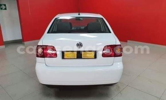 Acheter Occasion Voiture Volkswagen Polo Blanc à Ezulwini, Hhohho Acheter Occasion Voiture Volkswagen Polo Blanc à Ezulwini, Hhohho