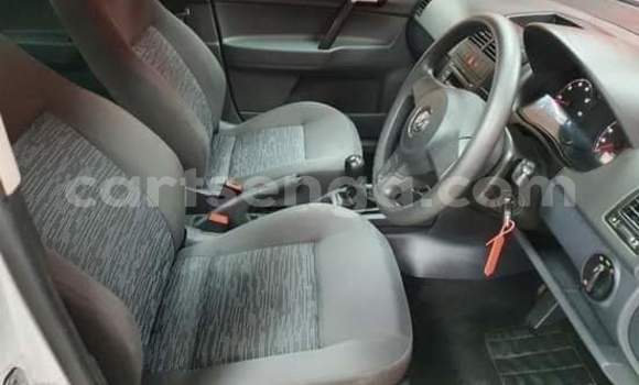 Acheter Occasion Voiture Volkswagen Polo Blanc à Ezulwini, Hhohho Acheter Occasion Voiture Volkswagen Polo Blanc à Ezulwini, Hhohho