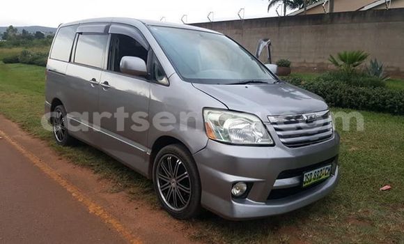 Buy Used Toyota Noah Other Car in Manzini in Manzini Buy Used Toyota Noah Other Car in Manzini in Manzini