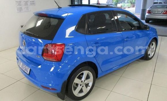 Acheter Occasion Voiture Volkswagen Polo Bleu à Bulembu, Hhohho Acheter Occasion Voiture Volkswagen Polo Bleu à Bulembu, Hhohho