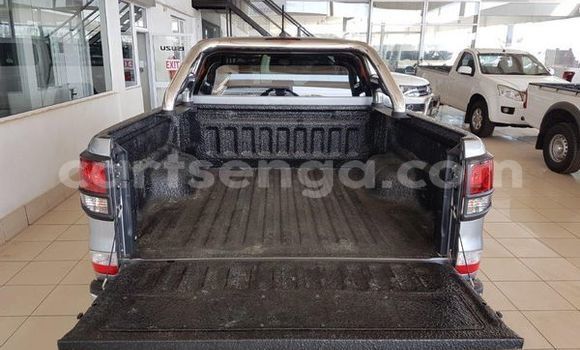 Buy Used Mazda BT-50 Silver Car in Bulembu in Hhohho Buy Used Mazda BT-50 Silver Car in Bulembu in Hhohho