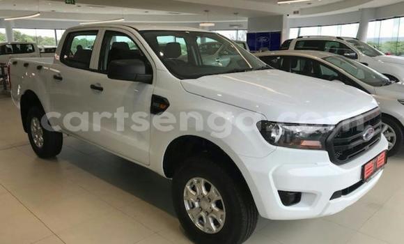 Nunua Ilio tumika Ford Ranger White Gari ndani ya Ezulwini nchini Hhohho