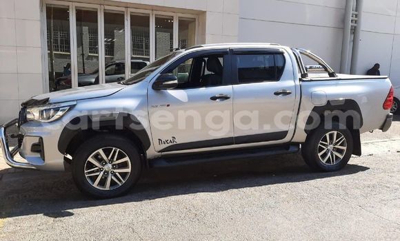 Buy Used Toyota Hilux Silver Car in Mbabane in Manzini Buy Used Toyota Hilux Silver Car in Mbabane in Manzini