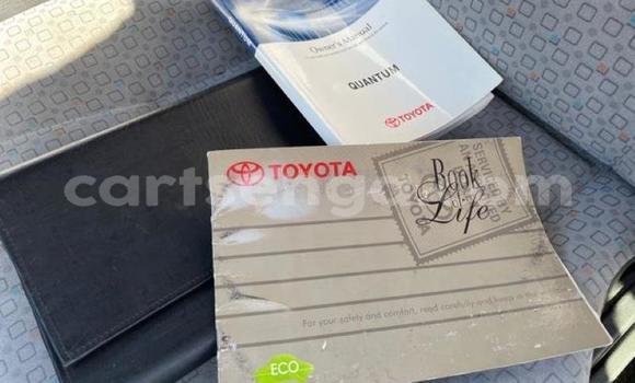 Nunua Ilio tumika Toyota Hiace White Gari ndani ya Bhunya nchini Manzini Nunua Ilio tumika Toyota Hiace White Gari ndani ya Bhunya nchini Manzini