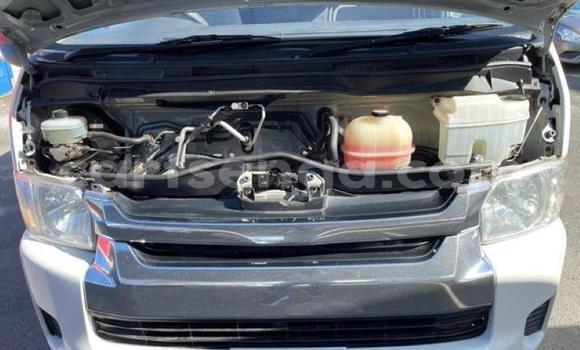 Nunua Ilio tumika Toyota Hiace White Gari ndani ya Bhunya nchini Manzini Nunua Ilio tumika Toyota Hiace White Gari ndani ya Bhunya nchini Manzini