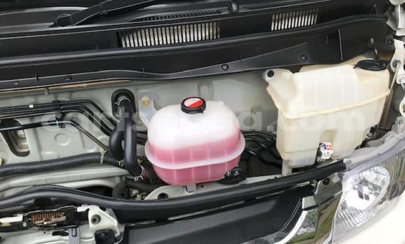 Nunua Ilio tumika Toyota Hiace White Gari ndani ya Bhunya nchini Manzini Nunua Ilio tumika Toyota Hiace White Gari ndani ya Bhunya nchini Manzini