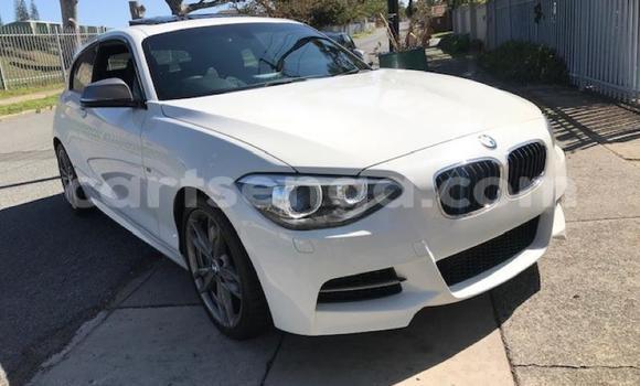 Nunua Ilio tumika BMW 1-Series White Gari ndani ya Bhunya nchini Manzini Nunua Ilio tumika BMW 1-Series White Gari ndani ya Bhunya nchini Manzini