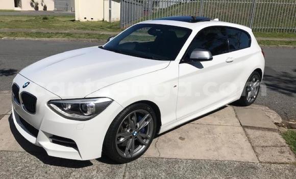 Nunua Ilio tumika BMW 1-Series White Gari ndani ya Bhunya nchini Manzini Nunua Ilio tumika BMW 1-Series White Gari ndani ya Bhunya nchini Manzini