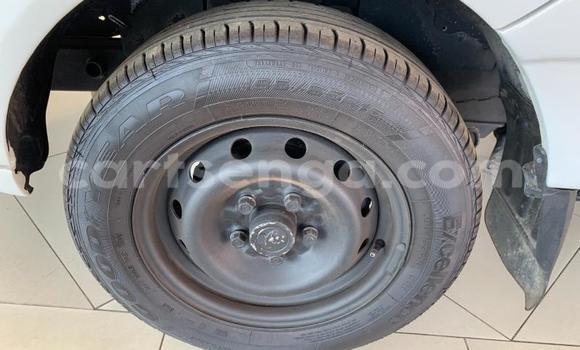 Nunua Ilio tumika Hyundai H200 White Gari ndani ya Bhunya nchini Manzini Nunua Ilio tumika Hyundai H200 White Gari ndani ya Bhunya nchini Manzini