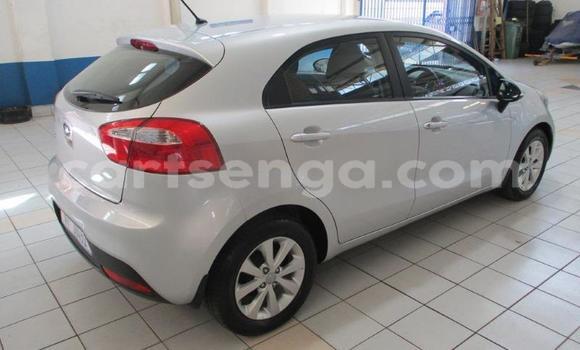 Nunua Ilio tumika Kia Rio Silver Gari ndani ya Bhunya nchini Manzini Nunua Ilio tumika Kia Rio Silver Gari ndani ya Bhunya nchini Manzini