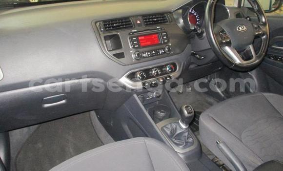 Nunua Ilio tumika Kia Rio Silver Gari ndani ya Bhunya nchini Manzini Nunua Ilio tumika Kia Rio Silver Gari ndani ya Bhunya nchini Manzini