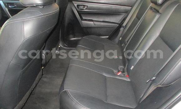 Nunua Ilio tumika Toyota Corolla White Gari ndani ya Bhunya nchini Manzini Nunua Ilio tumika Toyota Corolla White Gari ndani ya Bhunya nchini Manzini