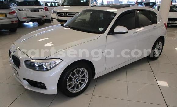 Nunua Ilio tumika BMW 1-Series White Gari ndani ya Bhunya nchini Manzini Nunua Ilio tumika BMW 1-Series White Gari ndani ya Bhunya nchini Manzini