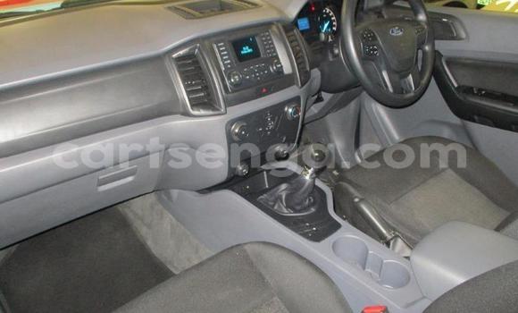 Nunua Ilio tumika Ford Ranger White Gari ndani ya Bhunya nchini Manzini Nunua Ilio tumika Ford Ranger White Gari ndani ya Bhunya nchini Manzini