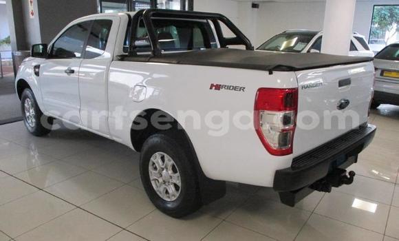 Nunua Ilio tumika Ford Ranger White Gari ndani ya Bhunya nchini Manzini Nunua Ilio tumika Ford Ranger White Gari ndani ya Bhunya nchini Manzini