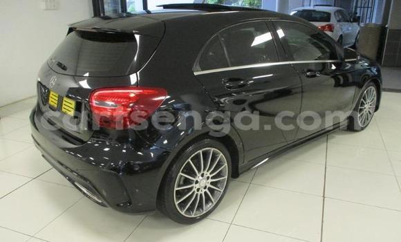 Nunua Ilio tumika Mercedes-Benz C-Classe Black Gari ndani ya Bhunya nchini Manzini Nunua Ilio tumika Mercedes-Benz C-Classe Black Gari ndani ya Bhunya nchini Manzini