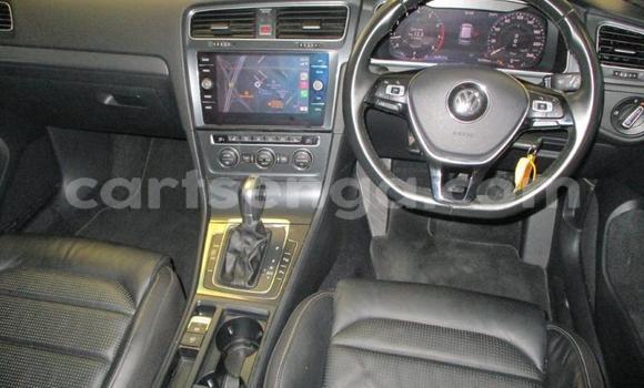 Nunua Ilio tumika Volkswagen Golf GTI White Gari ndani ya Bhunya nchini Manzini Nunua Ilio tumika Volkswagen Golf GTI White Gari ndani ya Bhunya nchini Manzini