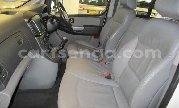 Nunua Ilio tumika Hyundai H1 White Gari ndani ya Bhunya nchini Manzini Nunua Ilio tumika Hyundai H1 White Gari ndani ya Bhunya nchini Manzini