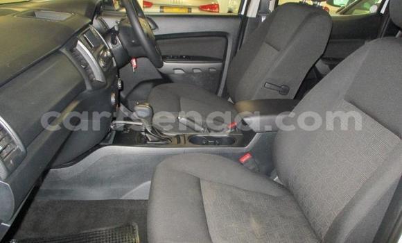 Nunua Ilio tumika Ford Ranger White Gari ndani ya Bhunya nchini Manzini Nunua Ilio tumika Ford Ranger White Gari ndani ya Bhunya nchini Manzini