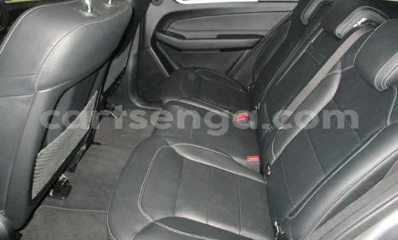 Nunua Ilio tumika Mercedes-Benz GLC 250D White Gari ndani ya Bhunya nchini Manzini Nunua Ilio tumika Mercedes-Benz GLC 250D White Gari ndani ya Bhunya nchini Manzini