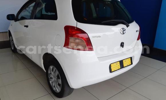Nunua Ilio tumika Toyota Yaris White Gari ndani ya Bhunya nchini Manzini Nunua Ilio tumika Toyota Yaris White Gari ndani ya Bhunya nchini Manzini