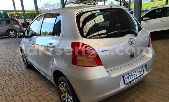 Nunua Ilio tumika Toyota Yaris Silver Gari ndani ya Bhunya nchini Manzini Nunua Ilio tumika Toyota Yaris Silver Gari ndani ya Bhunya nchini Manzini