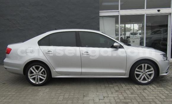 Nunua Ilio tumika Volkswagen Jetta Silver Gari ndani ya Bhunya nchini Manzini Nunua Ilio tumika Volkswagen Jetta Silver Gari ndani ya Bhunya nchini Manzini
