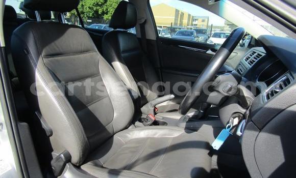 Nunua Ilio tumika Volkswagen Jetta Silver Gari ndani ya Bhunya nchini Manzini Nunua Ilio tumika Volkswagen Jetta Silver Gari ndani ya Bhunya nchini Manzini